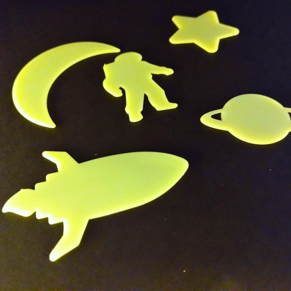 Sticker glow in the dark Espacial x 12 unidades en exh