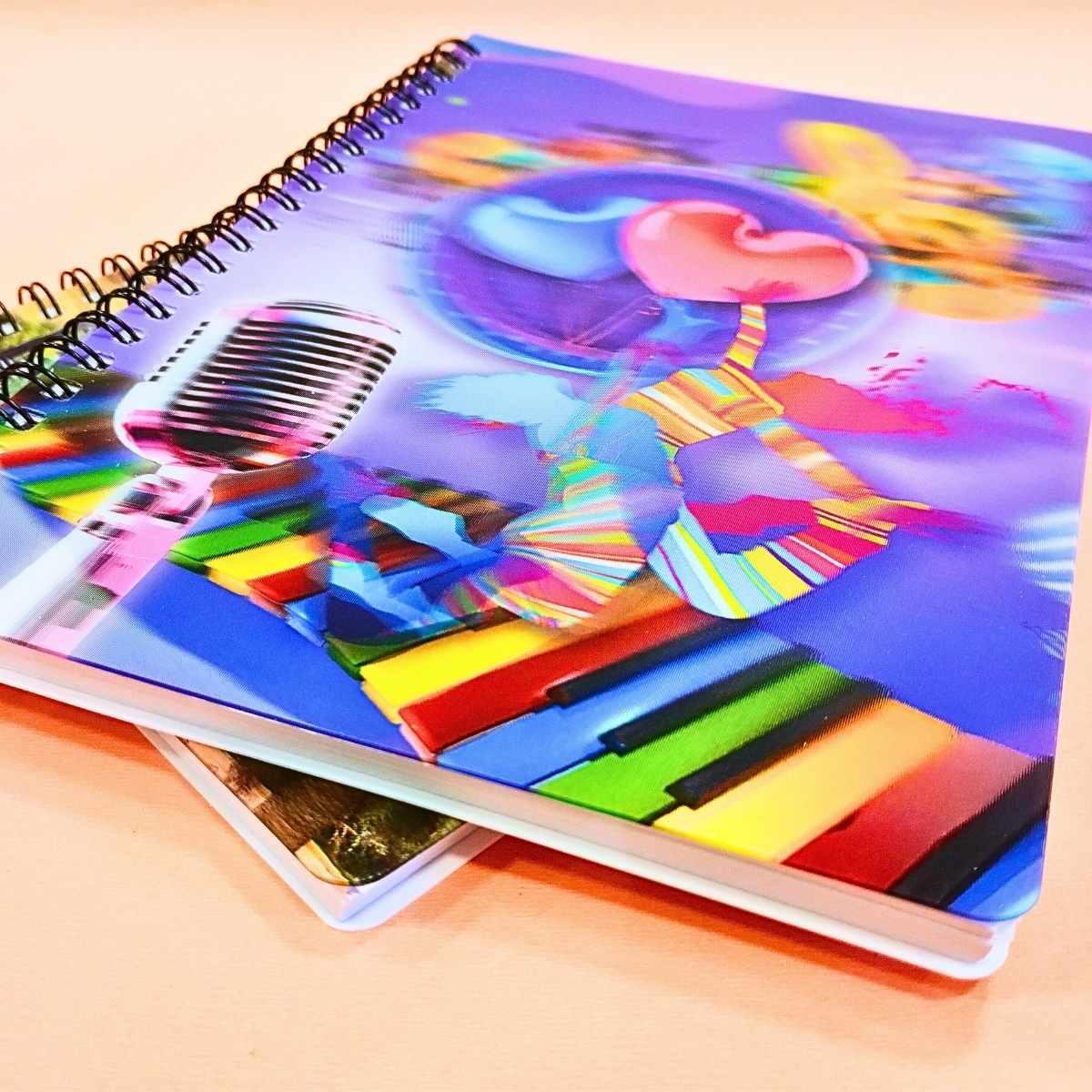Cuaderno tridimencional varios modelos - 70 hojas rayadas