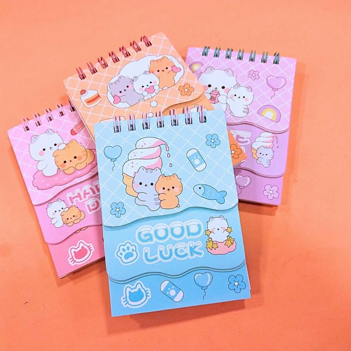Libreta triple tapa Gatos 15+15+70 hojas