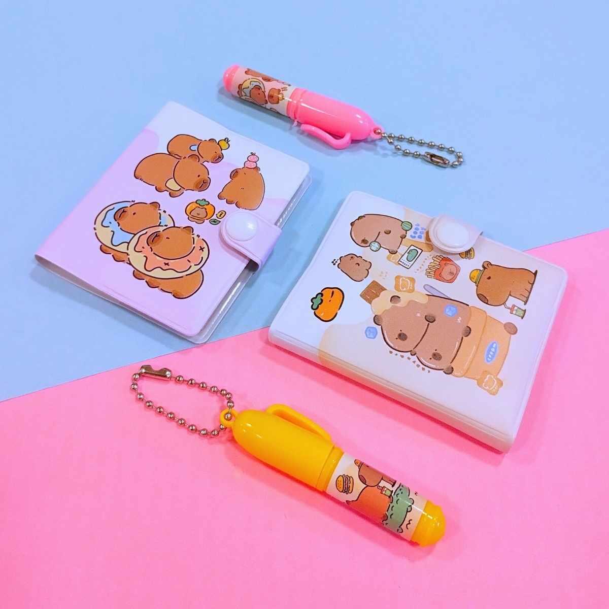 Libreta mini c/boligrafo Capybara