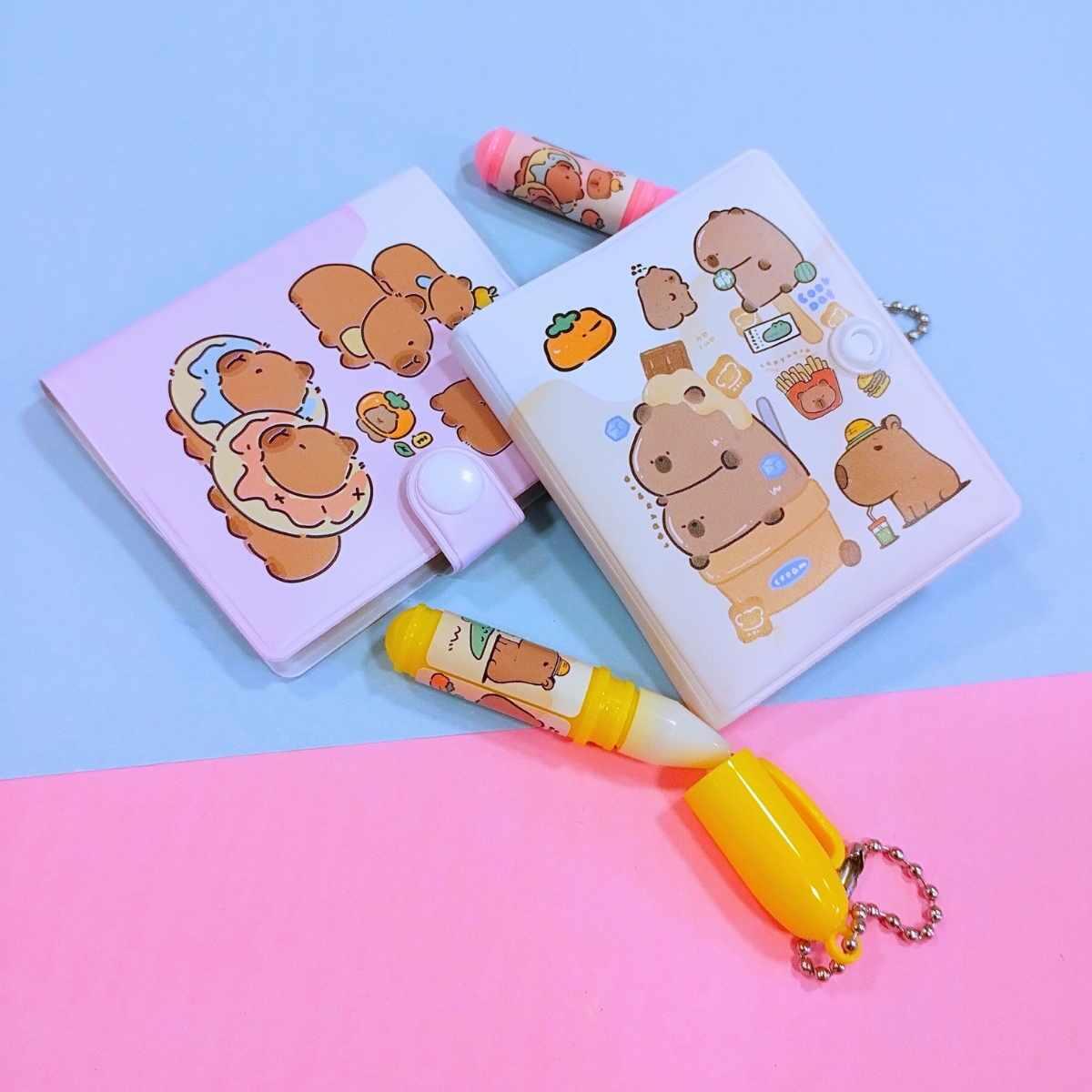 Libreta mini c/boligrafo Capybara