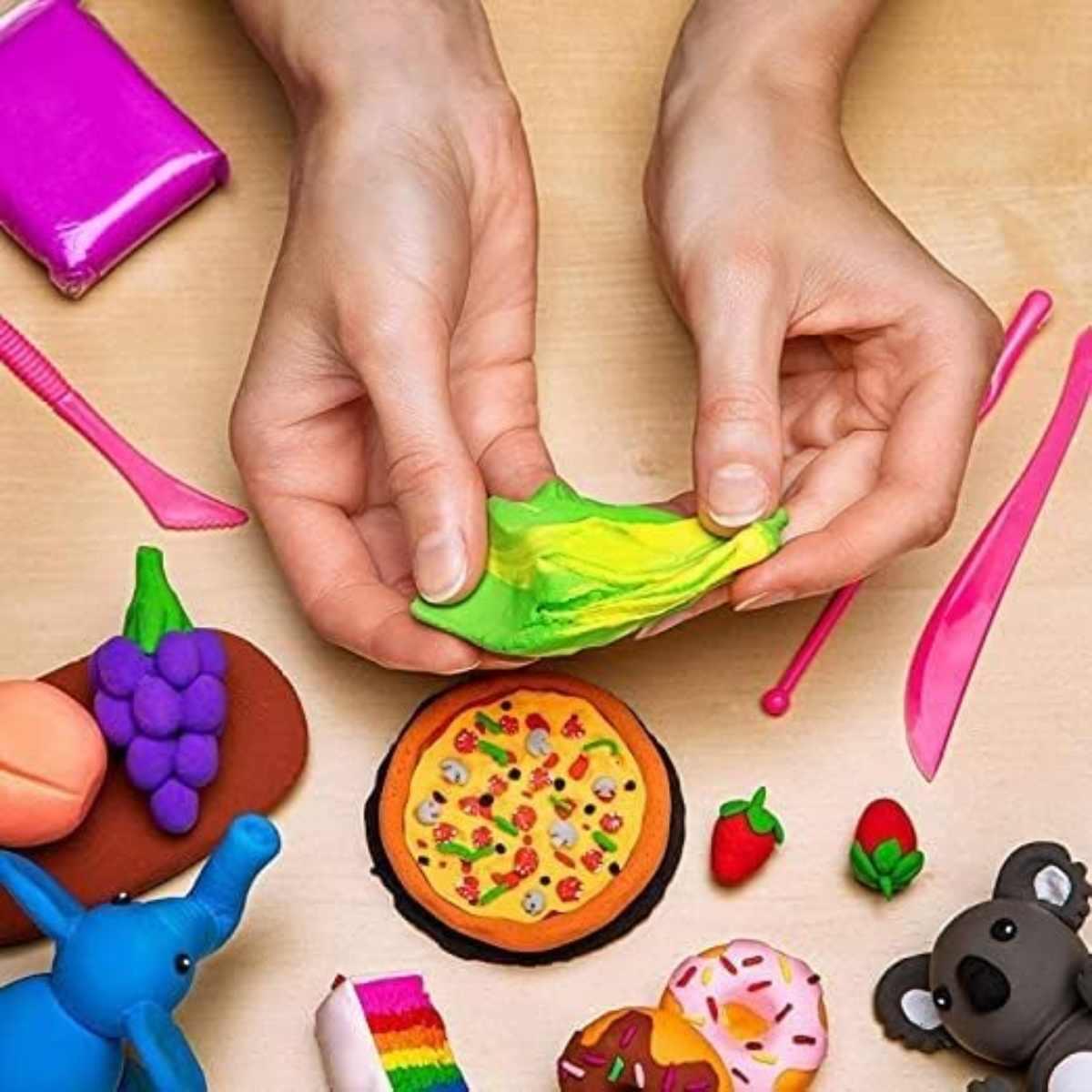 Masa en paquete x 6 colores c/esteca plastica