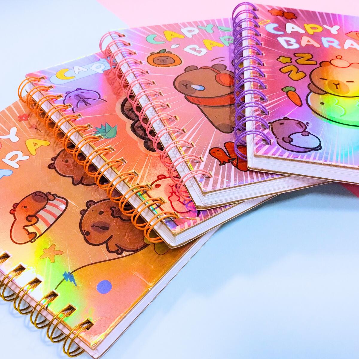 Cuaderno Capybara metalizado