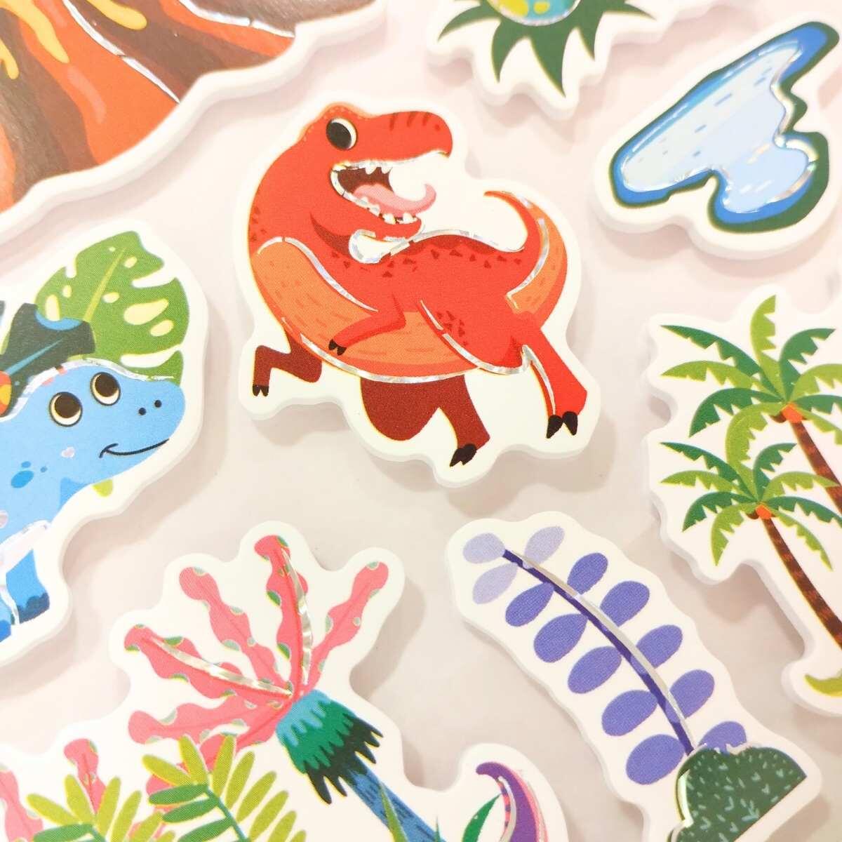 Sticker Dinos goma eva c/ borde holografico
