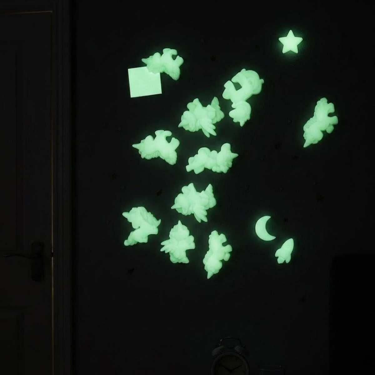 Sticker glow in the dark Unicornio 3D