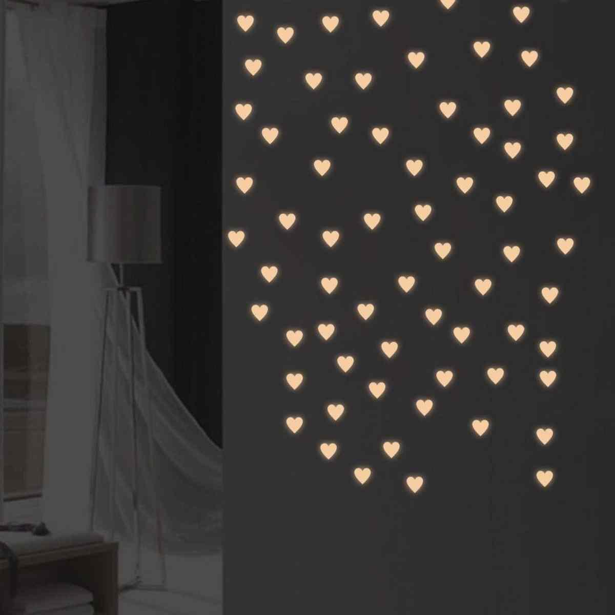 Sticker Glow in the dark Corazones grandes pastel