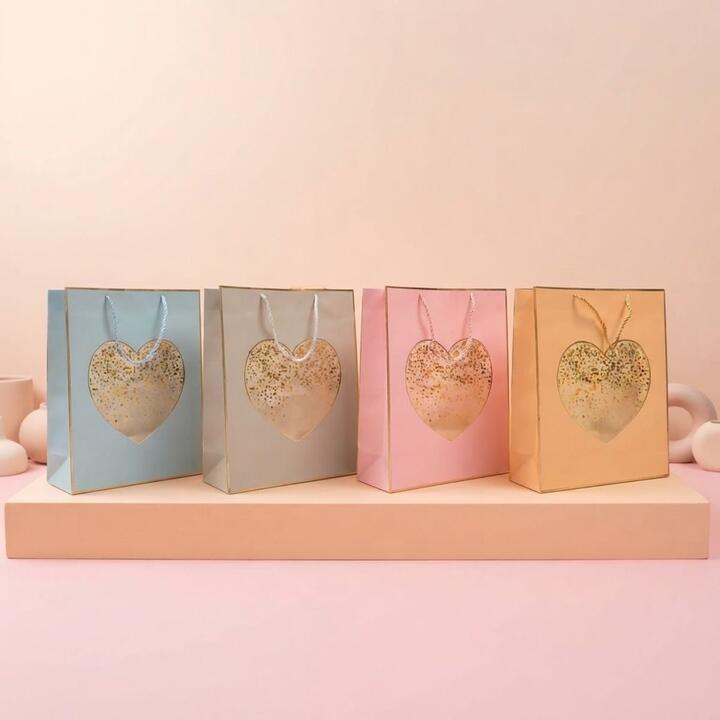 Bolsa de regalo grande color pastel c/corazon y destellos dorados 30x41,5x12cm